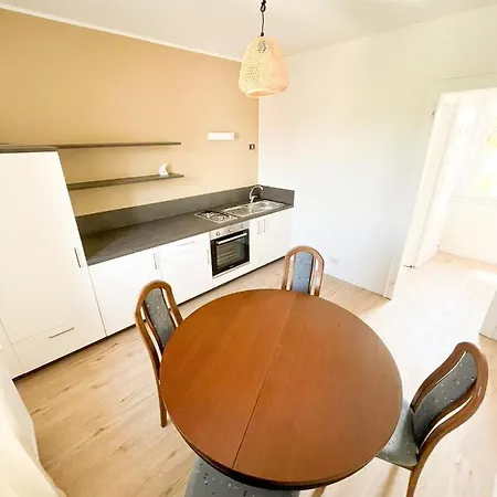 New Renovated 1.5-room Apt. Apartment *